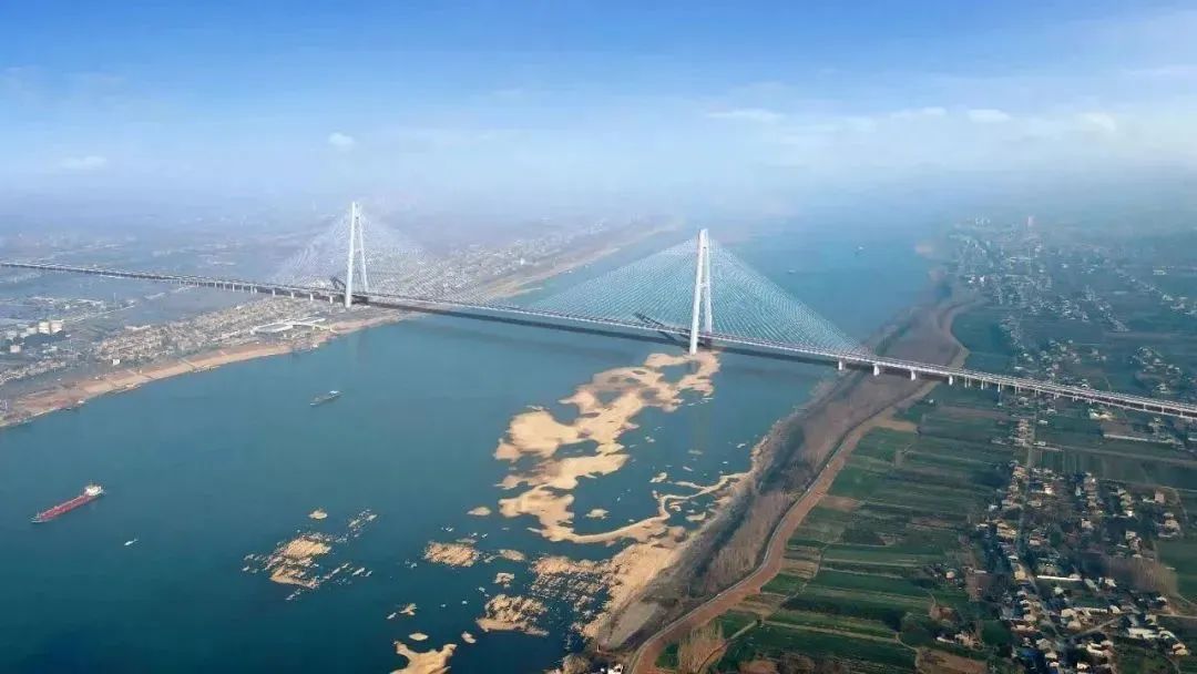奮戰(zhàn)開門紅④ | 135天，66根，8341米！湖北當(dāng)枝松高速公路項(xiàng)目枝江長江大橋主墩樁基施工全面完成！