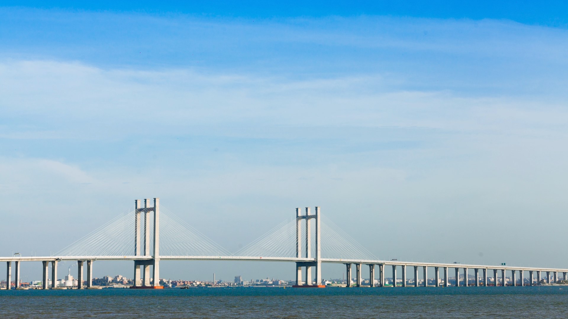 ?福建泉州灣跨海大橋