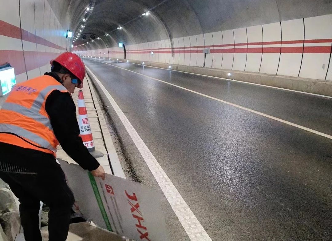 迅速行動(dòng)！路橋集團(tuán)高養(yǎng)公司開展公路隱患再排查
