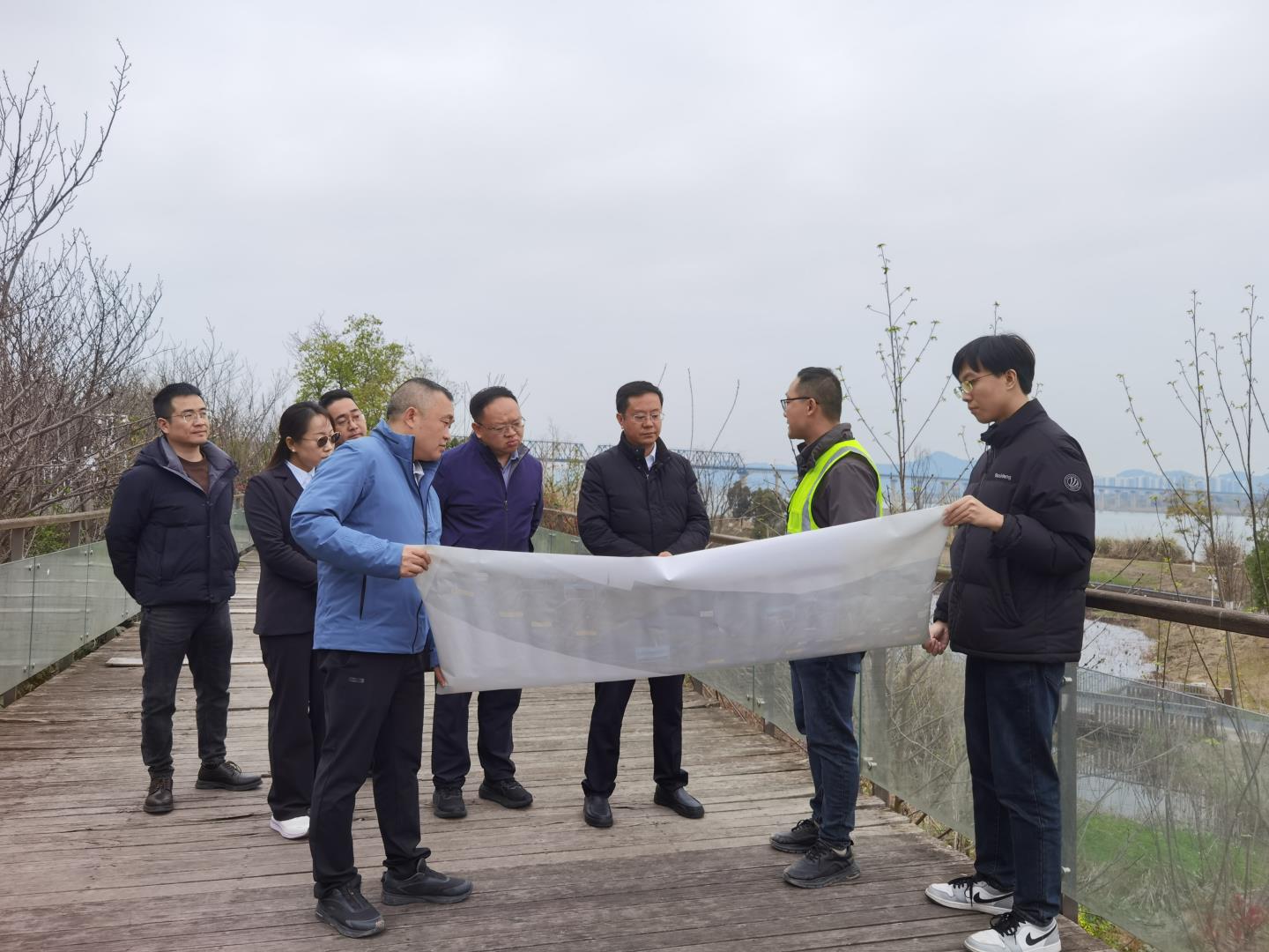 四川路橋黨委委員、紀(jì)委書記焦利軍調(diào)研橋梁公司遂寧六橋項(xiàng)目建設(shè)